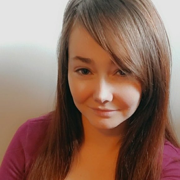 Meet your Posher, Jessica - Picture 1 of 1